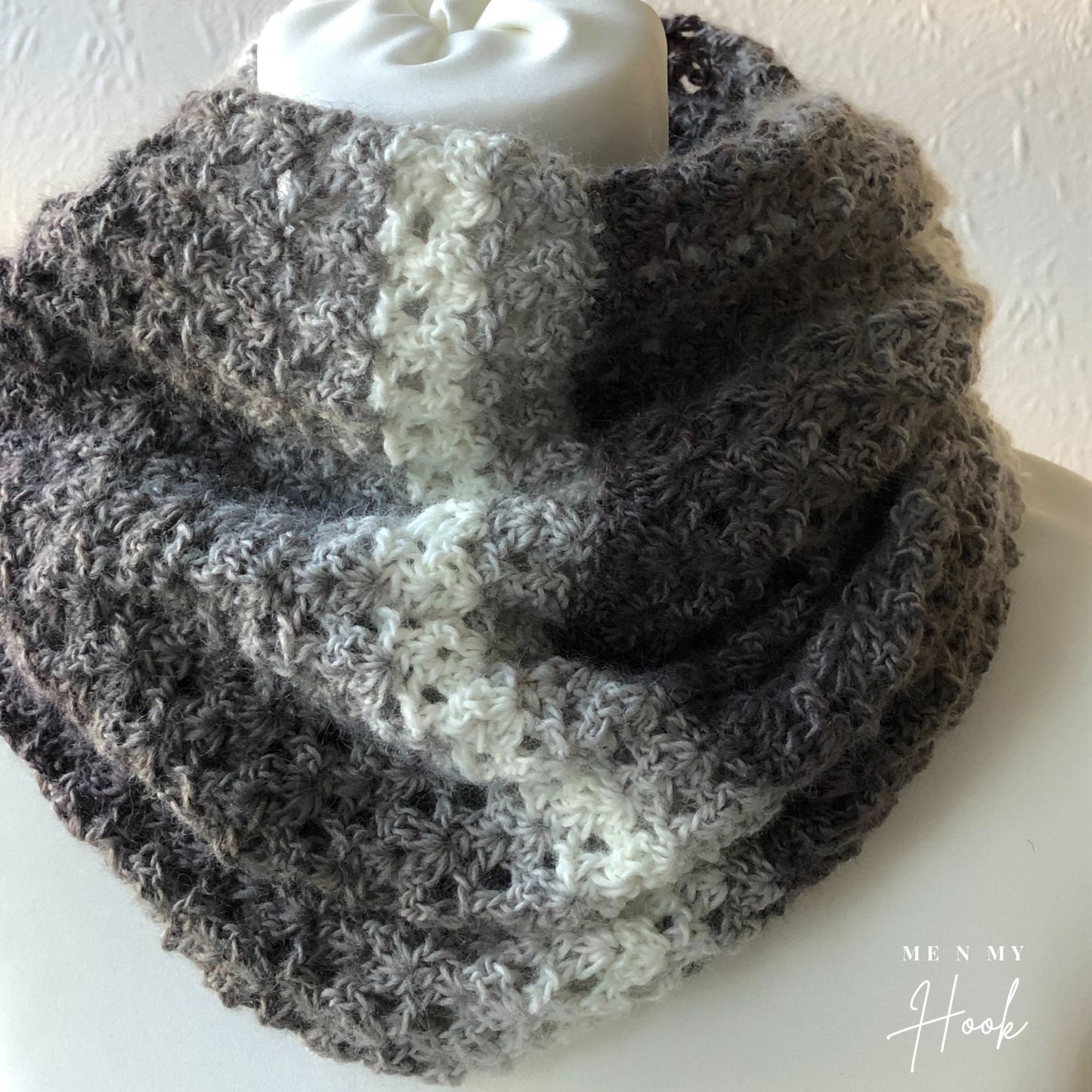 Easy Crochet Cowl Pattern, Fanfare Cowl, Easy Scarf, Beginner Neck warmer