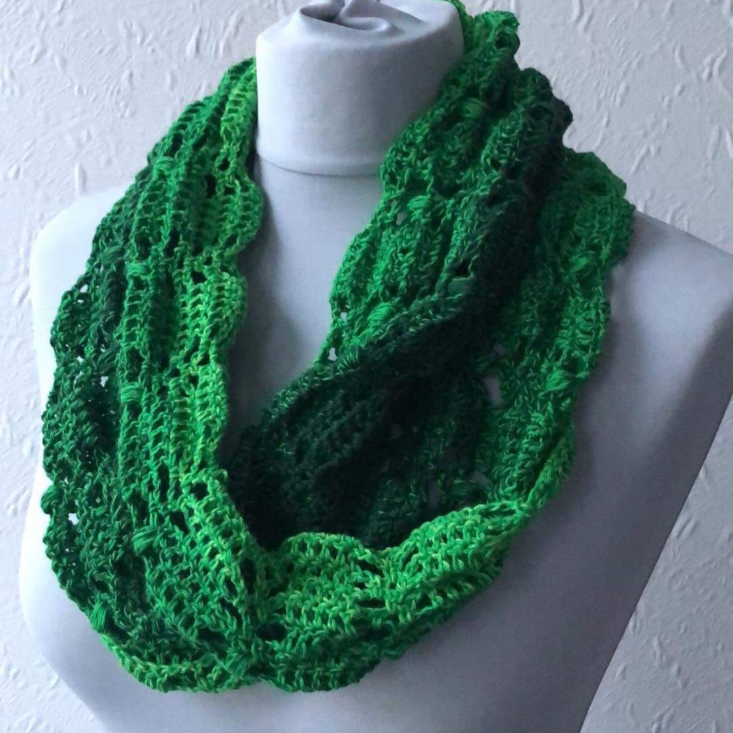 Hawthorne Easy Mobius Scarf Crochet Pattern, Summer Infinity Scarf Pattern, Beginner Crochet Pdf Pattern Digital Download,